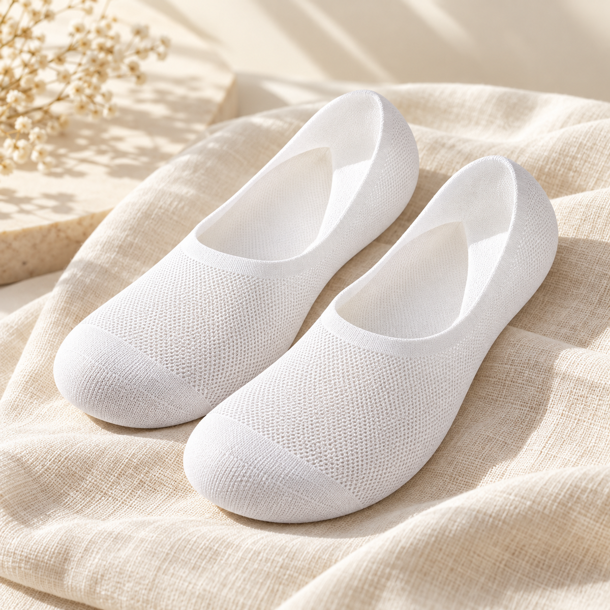 No Show Socks 6 Pairs Invisible Low Cut Socks with Silicone Grip
